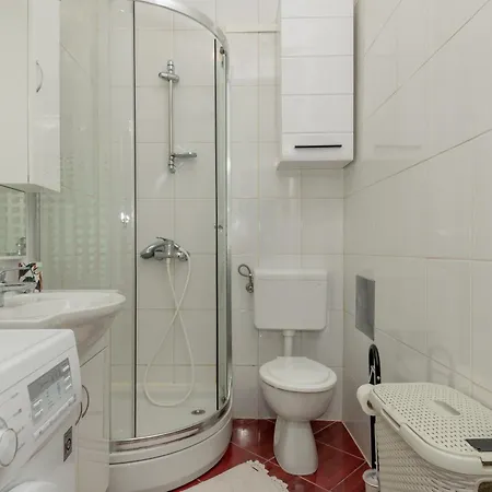 Apartman Jakov Daire *